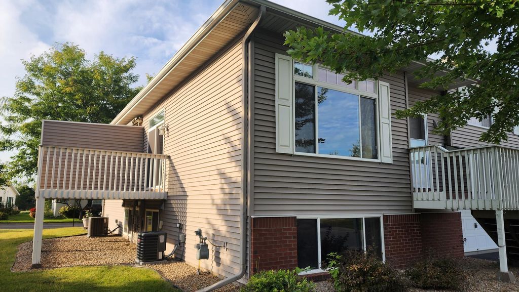 1408 Senate Lane, Northfield, MN 55057 — photo 2