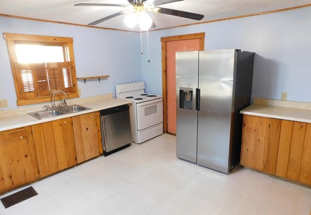 116 North Pleasant Street, Troy, VT 05859