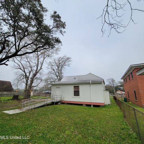 545 Esters Boulevard, Biloxi, MS 39530