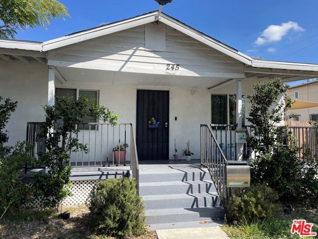 245 E Buckthorn Street, Inglewood, CA 90301