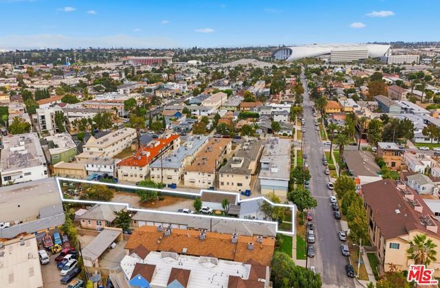 245 E Buckthorn Street, Inglewood, CA 90301