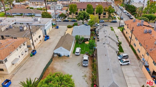 245 E Buckthorn Street, Inglewood, CA 90301