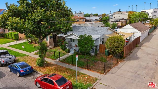 245 E Buckthorn Street, Inglewood, CA 90301