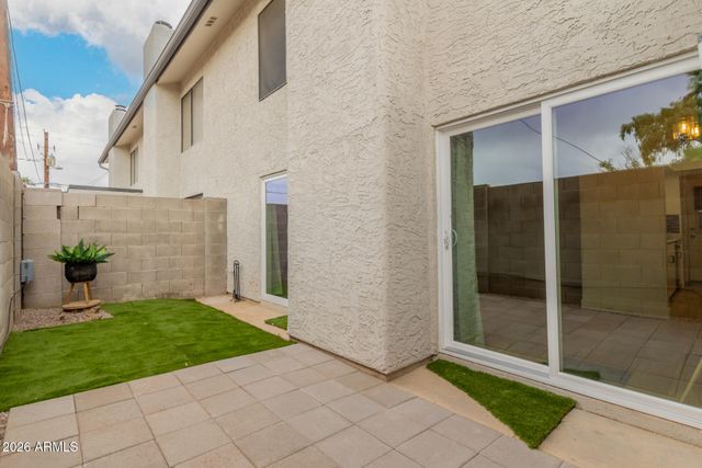 3136 N 38TH Street 10, Phoenix, AZ 85018