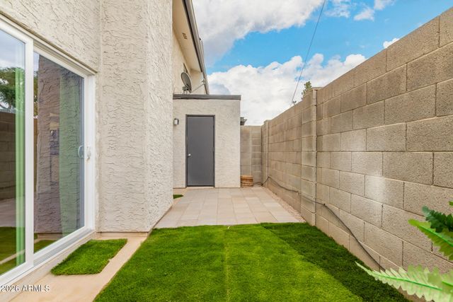 3136 N 38TH Street 10, Phoenix, AZ 85018