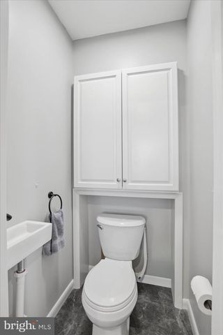 477 W MAIN ST, Mountville, PA 17554