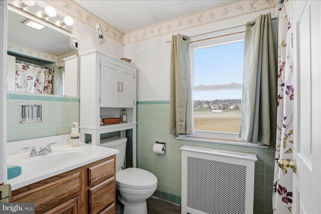 477 W MAIN ST, Mountville, PA 17554