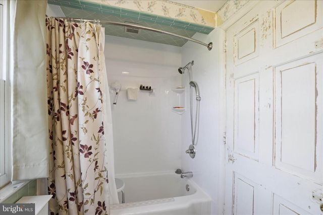 477 W MAIN ST, Mountville, PA 17554