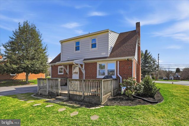 477 W MAIN ST, Mountville, PA 17554