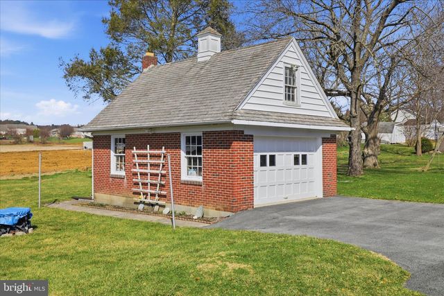 477 W MAIN ST, Mountville, PA 17554