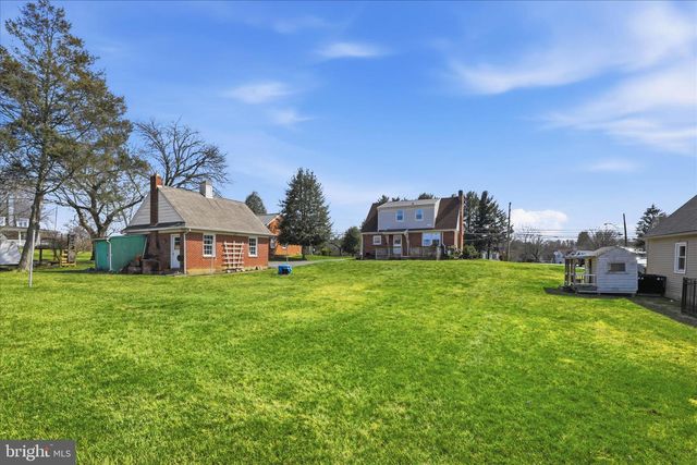 477 W MAIN ST, Mountville, PA 17554