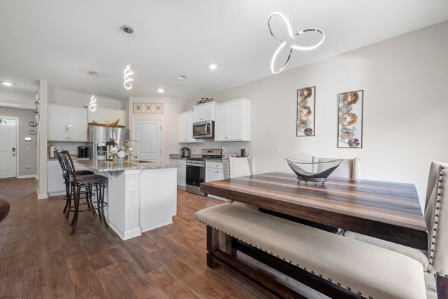 225 N Light Way, Summerville, SC 29486