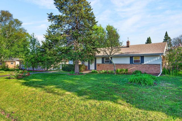 5811 Ester PLACE, Brown Deer, WI 53223