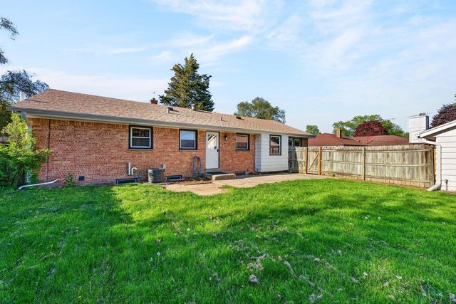 5811 Ester PLACE, Brown Deer, WI 53223