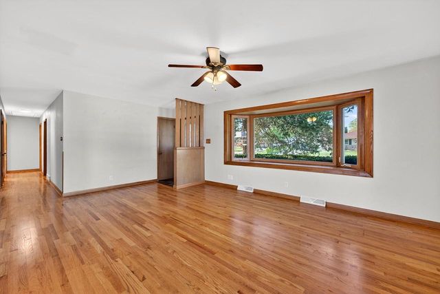 5811 Ester PLACE, Brown Deer, WI 53223