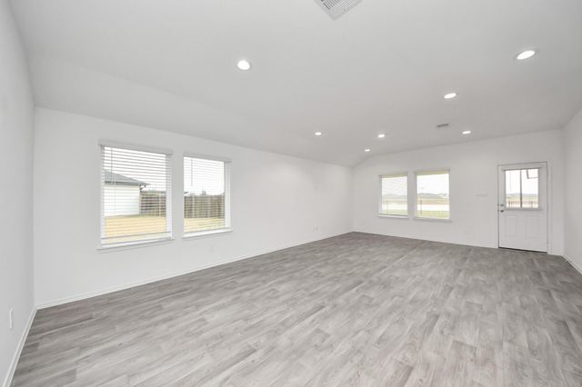 1310 Bison View Lane, Sealy, TX 77474