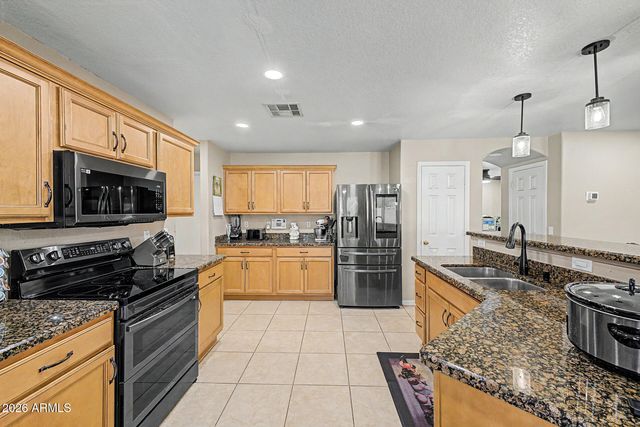 3159 W MATTHEW Drive, Phoenix, AZ 85027