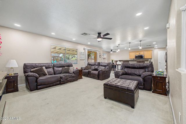 3159 W MATTHEW Drive, Phoenix, AZ 85027