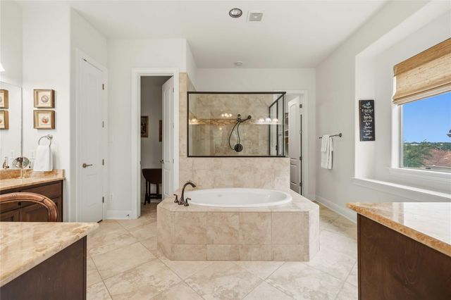 15200 Spillman Ranch LOOP, Austin, TX 78738