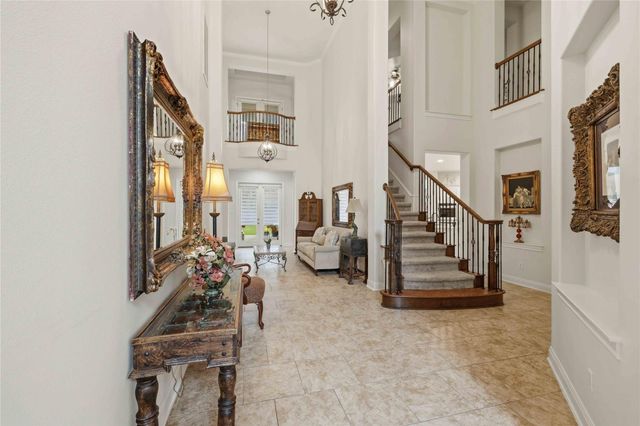 15200 Spillman Ranch LOOP, Austin, TX 78738