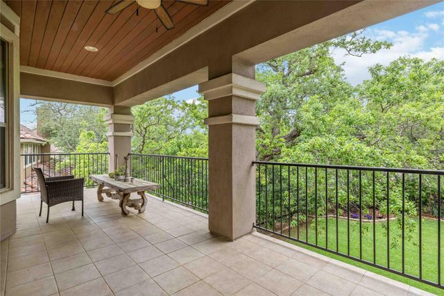 15200 Spillman Ranch LOOP, Austin, TX 78738