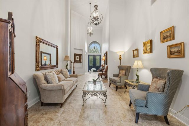 15200 Spillman Ranch LOOP, Austin, TX 78738