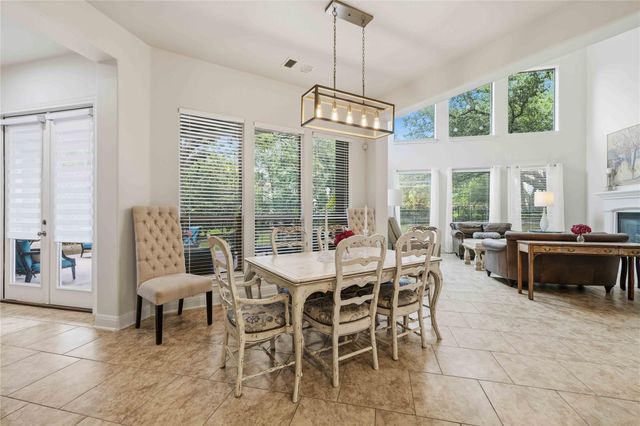 15200 Spillman Ranch LOOP, Austin, TX 78738