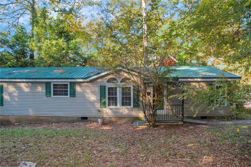 251 Weavers Lakefront Road, Jackson, GA 30233