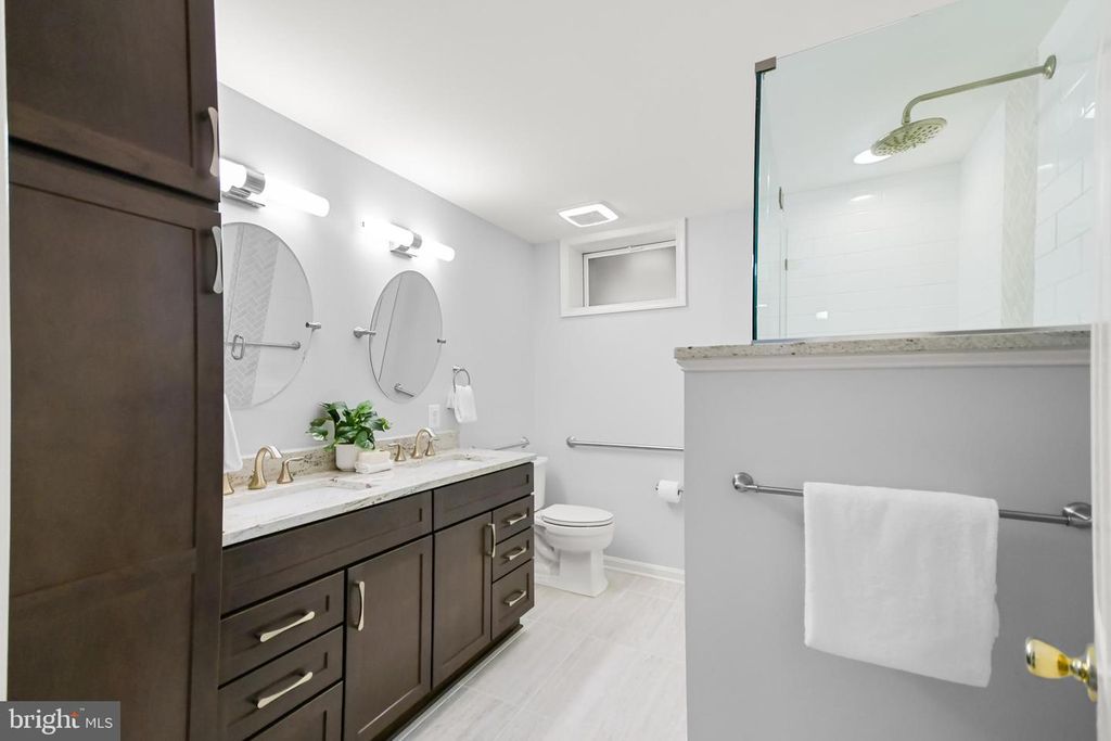 Image 15 of property listing at 4730 CALEB WOOD CT, Mount Airy, MD 21771