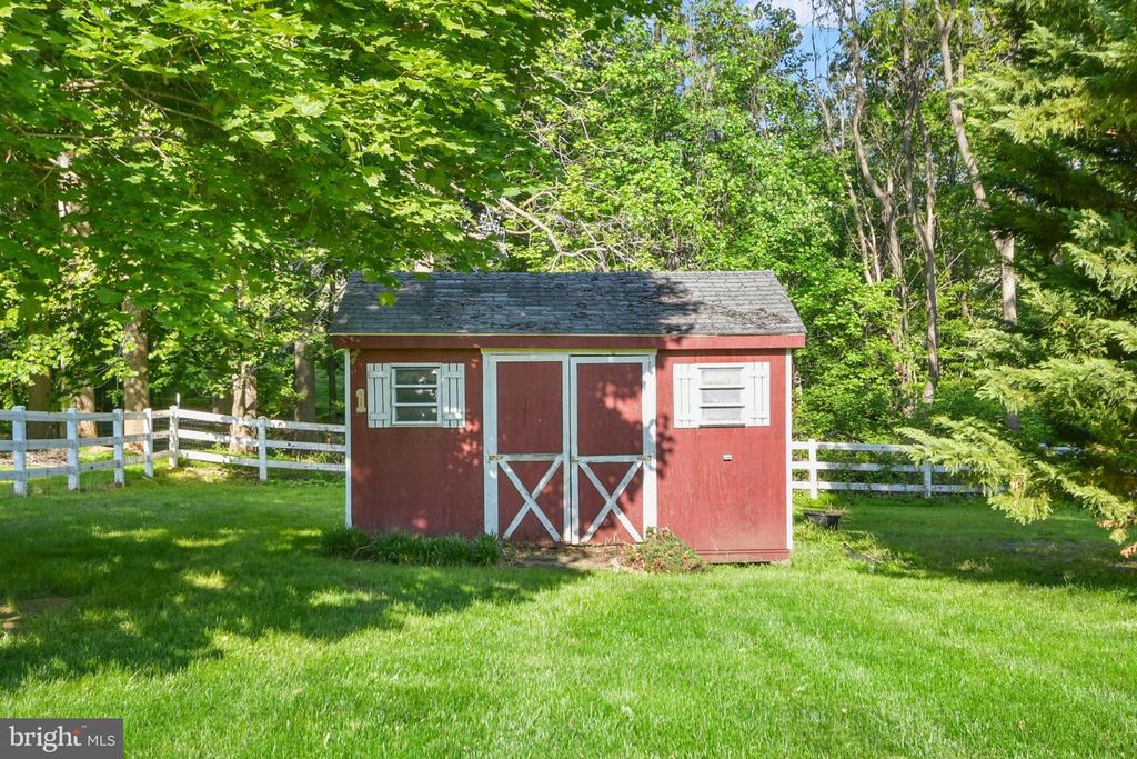 Image 41 of property listing at 4730 CALEB WOOD CT, Mount Airy, MD 21771
