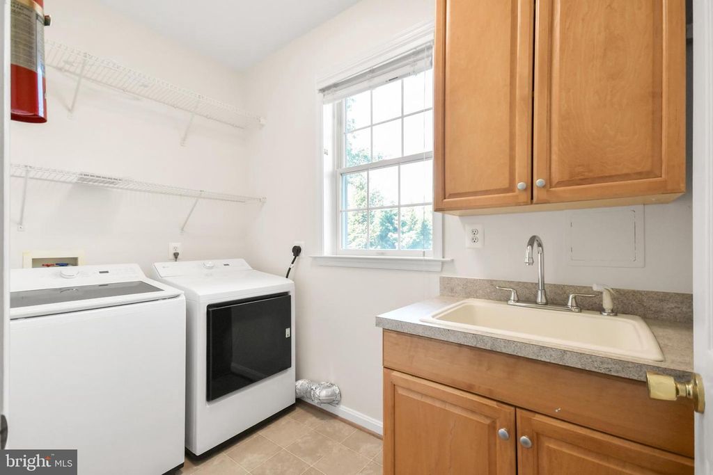 Image 73 of property listing at 4730 CALEB WOOD CT, Mount Airy, MD 21771