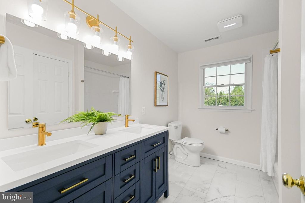 Image 85 of property listing at 4730 CALEB WOOD CT, Mount Airy, MD 21771