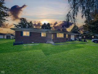 759 E 450 S, Shelbyville, IN 46176