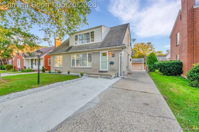 580 Alter Road, Detroit, MI 48215