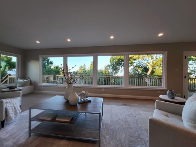 3803 Hamilton Way, Redwood City, CA 94062