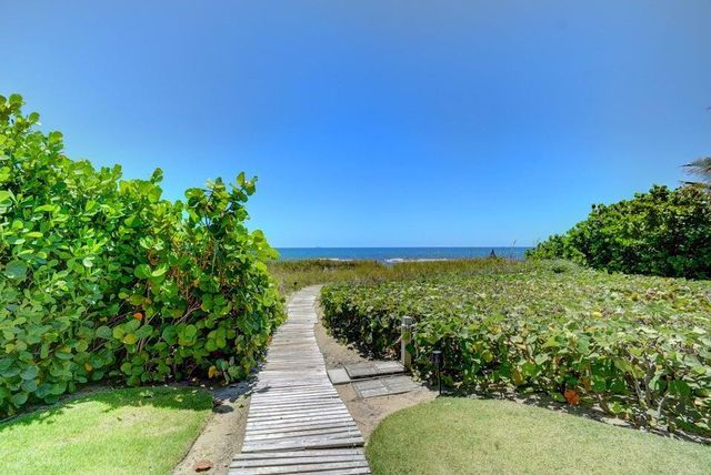 2225 S Ocean Boulevard 12-a, Delray Beach, FL 33483