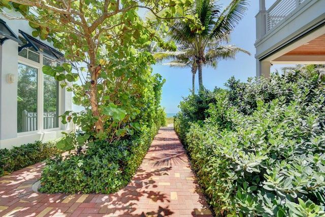 2225 S Ocean Boulevard 12-a, Delray Beach, FL 33483