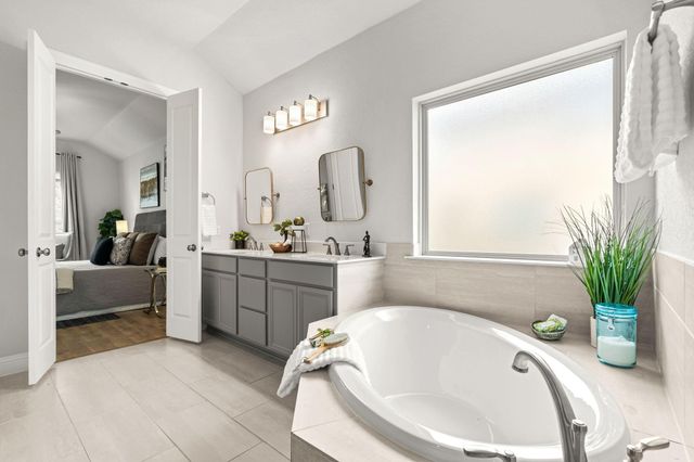 223 Baldovino SKWY, Lakeway, TX 78738