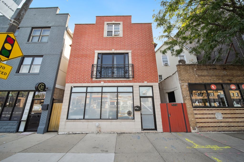 4351 N Western Avenue, Chicago, IL 60618 — exterior