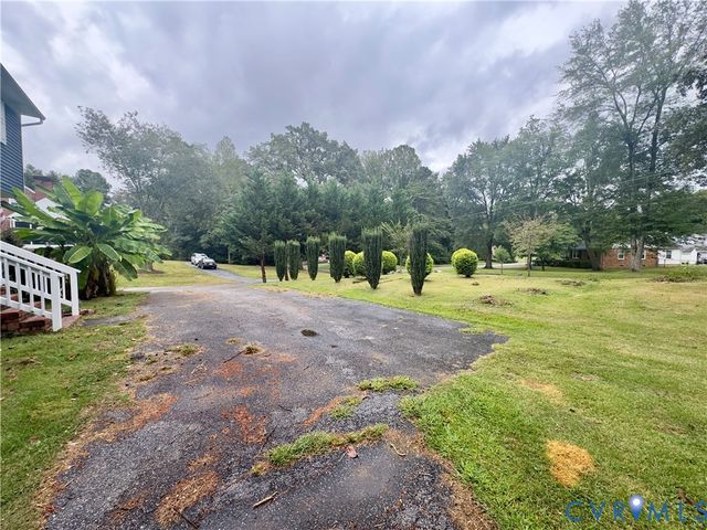 10330 W Providence Rd, Chesterfield, VA 23236
