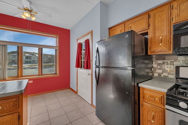 6413 Pine Trail Lane 2, Tinley Park, IL 60477