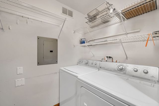 6413 Pine Trail Lane 2, Tinley Park, IL 60477