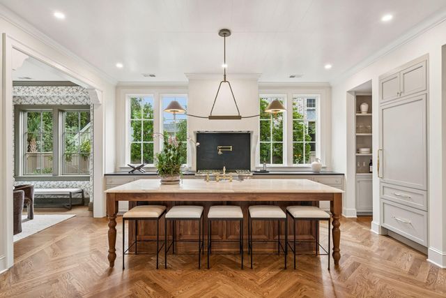 1323 Wayne Street, Mount Pleasant, SC 29464