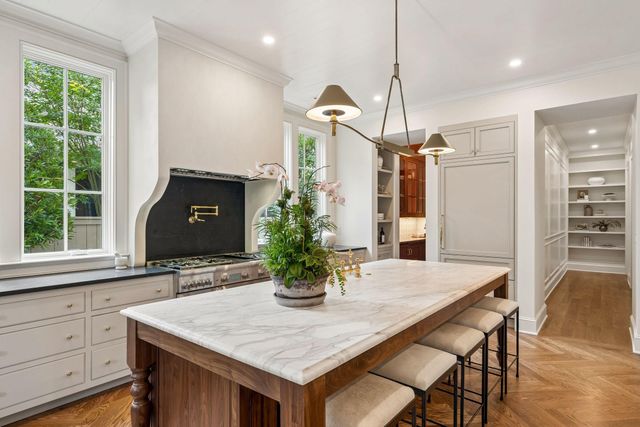 1323 Wayne Street, Mount Pleasant, SC 29464