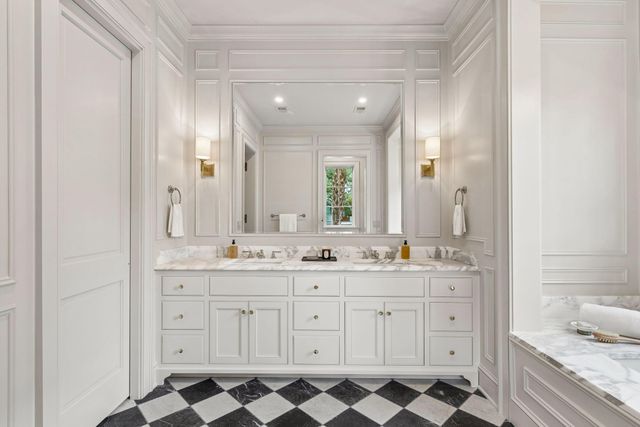 1323 Wayne Street, Mount Pleasant, SC 29464