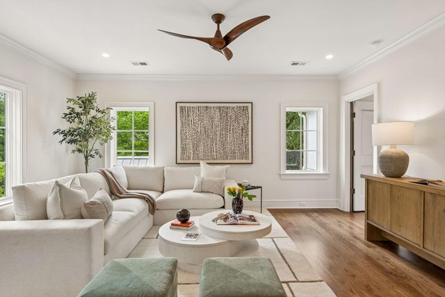 1323 Wayne Street, Mount Pleasant, SC 29464