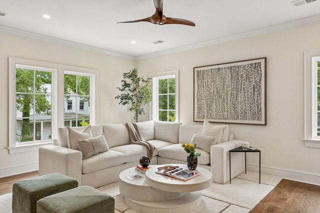 1323 Wayne Street, Mount Pleasant, SC 29464