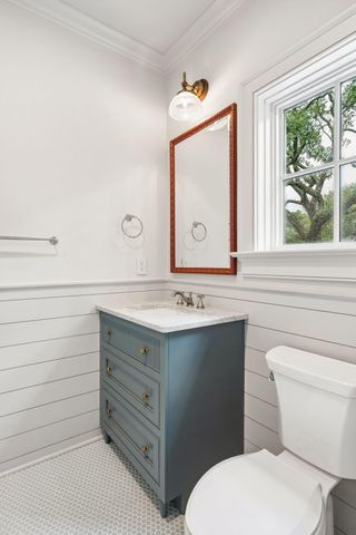 1323 Wayne Street, Mount Pleasant, SC 29464
