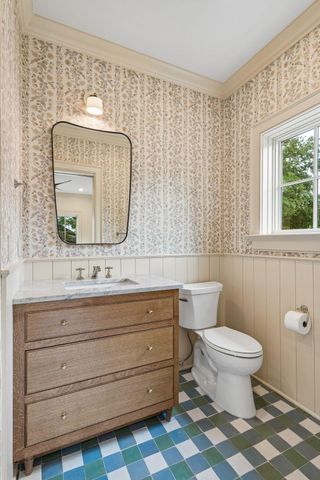 1323 Wayne Street, Mount Pleasant, SC 29464