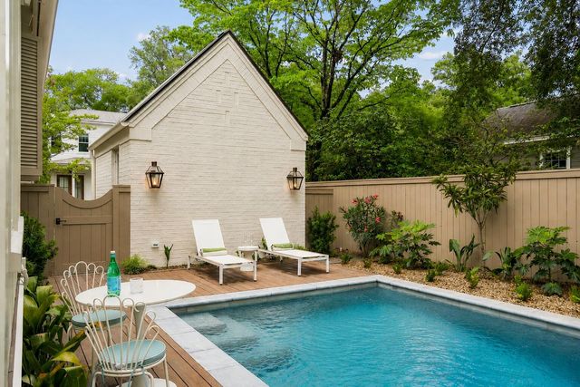 1323 Wayne Street, Mount Pleasant, SC 29464